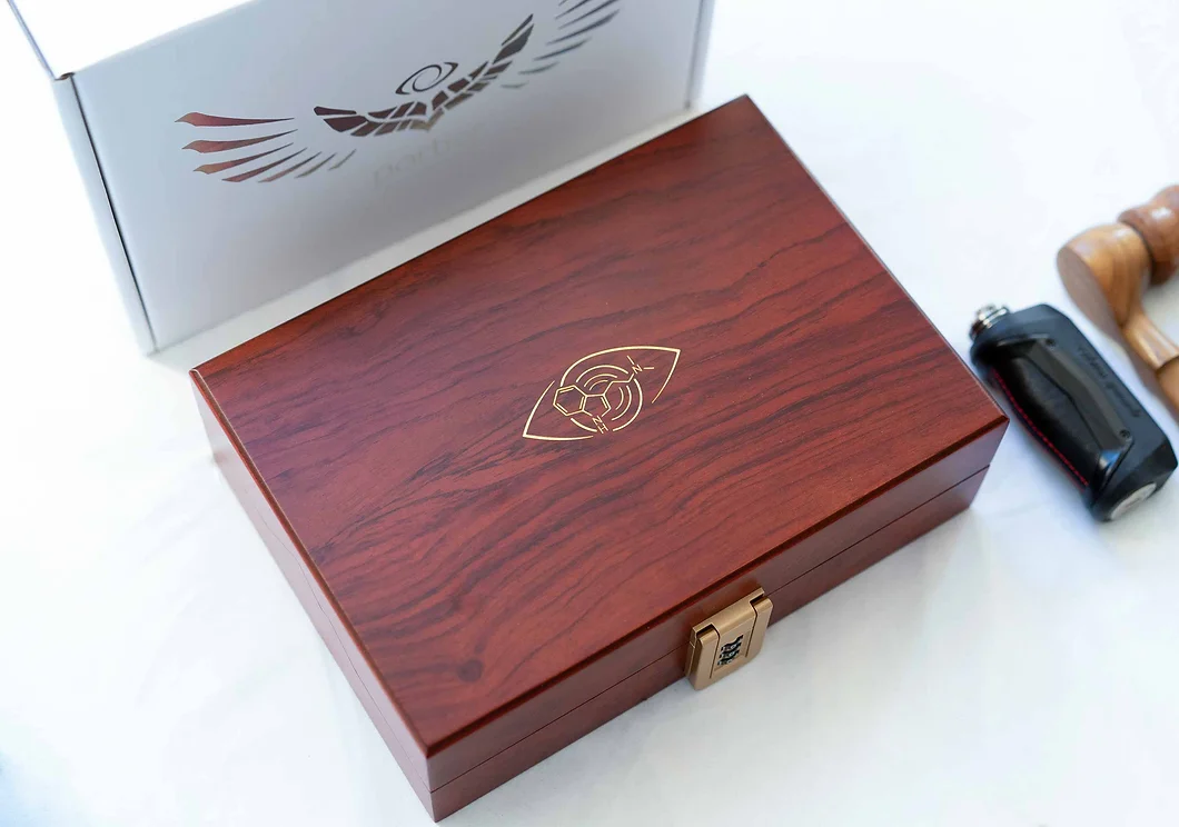 Portable stash box
